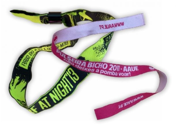 Pulseiras tecidas em alta definição